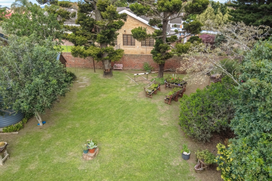 4 Bedroom Property for Sale in Bramhope Eastern Cape